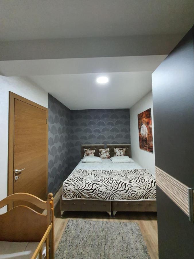 Avio Apartments Novi Pazar Exterior foto