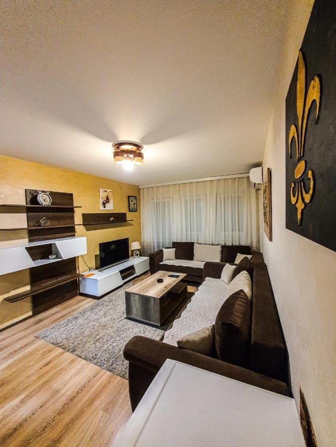 Avio Apartments Novi Pazar Exterior foto