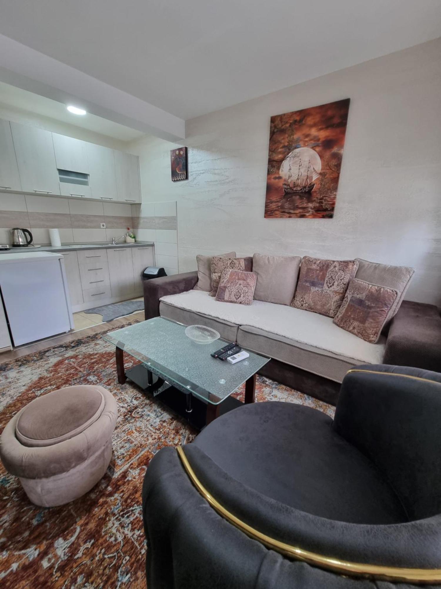 Avio Apartments Novi Pazar Exterior foto